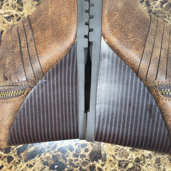 Sugar Brown Wedge Ankle Boots Size 7 Like New - Picture 11 of 14